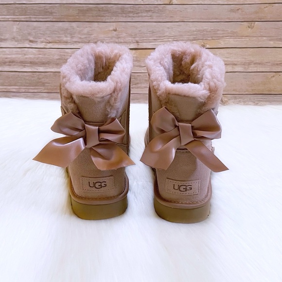 UGG Mini Bailey Bow Satin Boots In Arroyo - Picture 3 of 7
